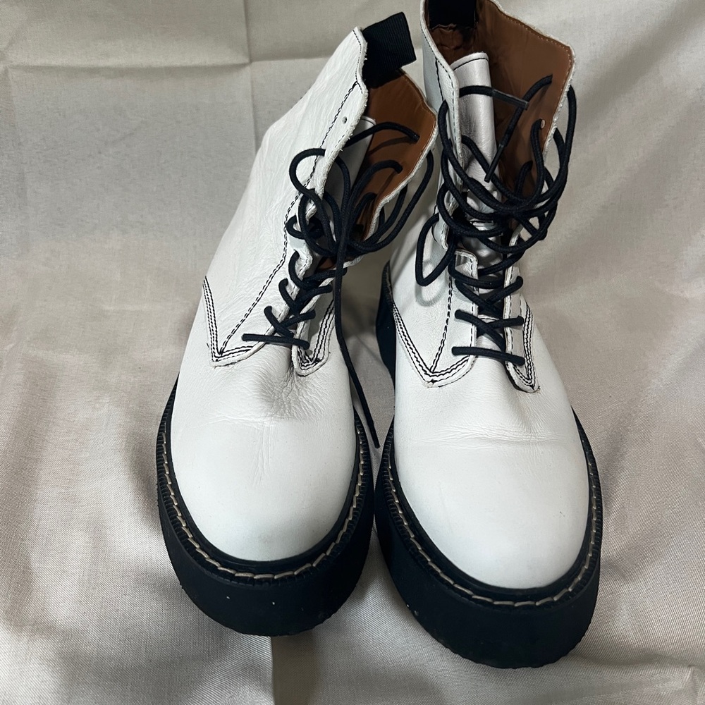 Zara White Lace-Up Platform Boots with Black Soles